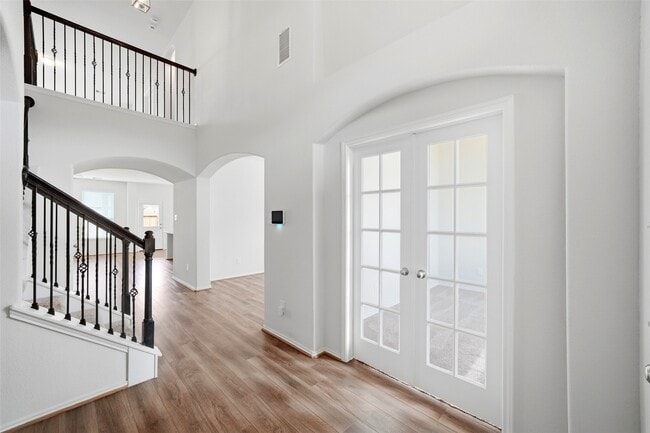 Building Photo - 5309 Camerford Ct