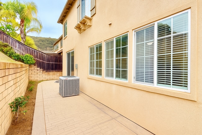 Building Photo - Beautifully Maintained & Spacious Two-Story Home in the Privately-gated Belleza Community of San ...