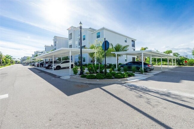 Building Photo - 14141 Heritage Landing Blvd