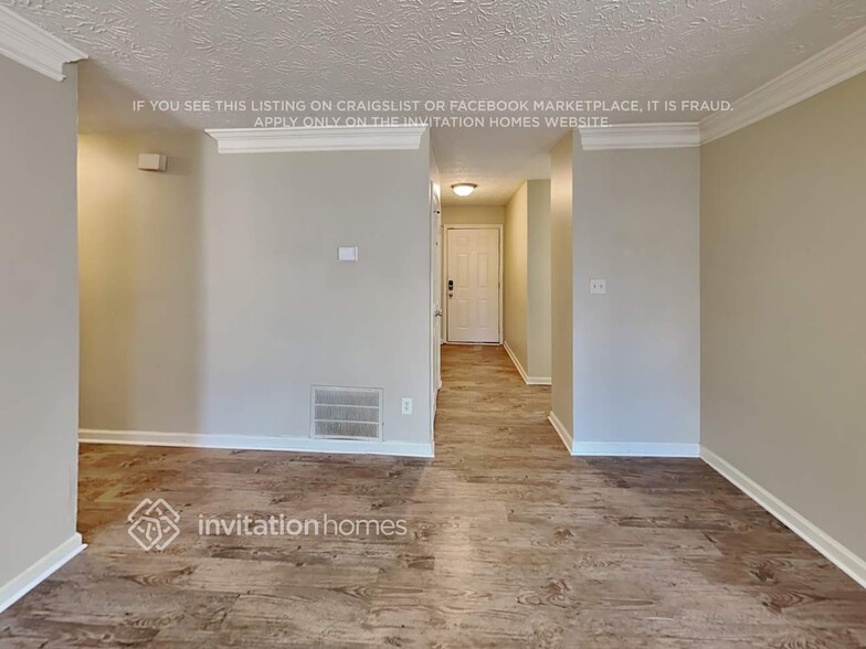 Building Photo - 2978 Rapids Dr