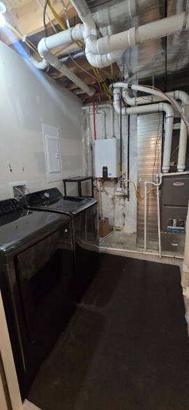 Building Photo - 618 Apex Trail