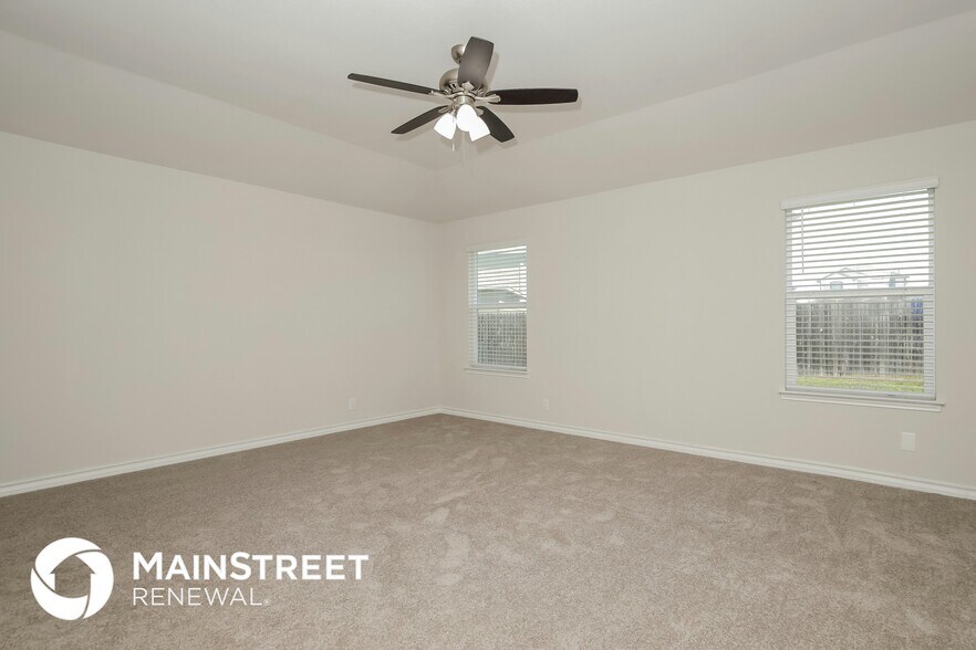 Building Photo - 4034 Fort Palmer Blvd