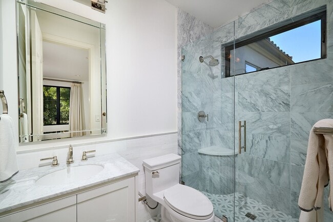 Building Photo - 4773-75 El Mirlo