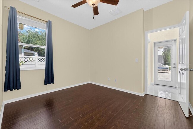 Building Photo - 2260 Pickford Cir