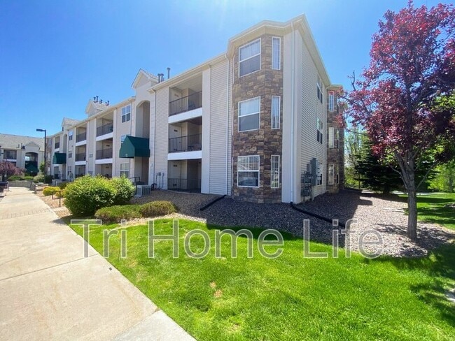 Building Photo - 12158 W Dorado Pl