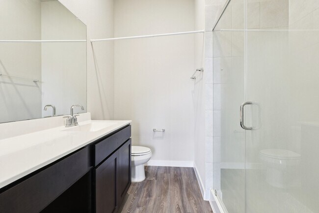 Building Photo - 920 Gentle Moss Dr