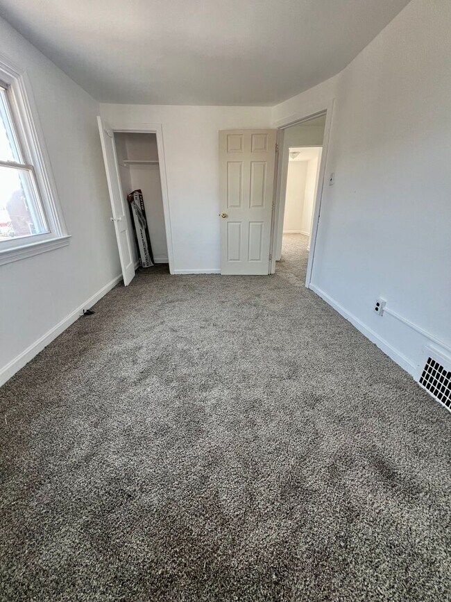 Building Photo - Gorgeous 3-Bedroom Townhome in Chester! Available NOW!