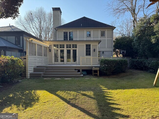 Building Photo - 1092 McLynn Ave NE