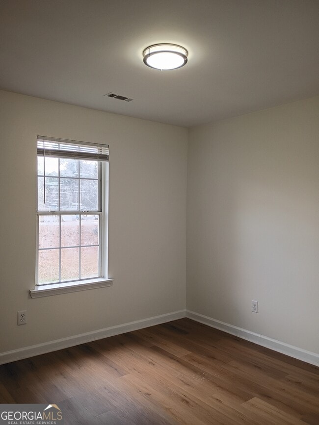 Building Photo - 218 Pope Hill Cir