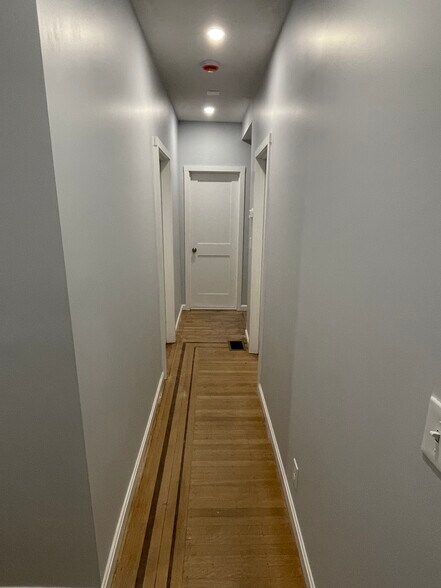 Hallway - 146 Mulberry St