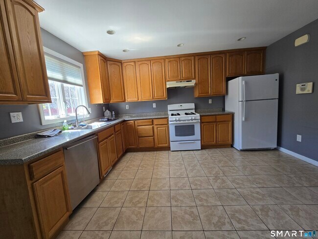 Building Photo - 148 Granfield Ave