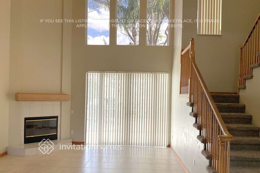 Building Photo - 6020 N W 67th Ct