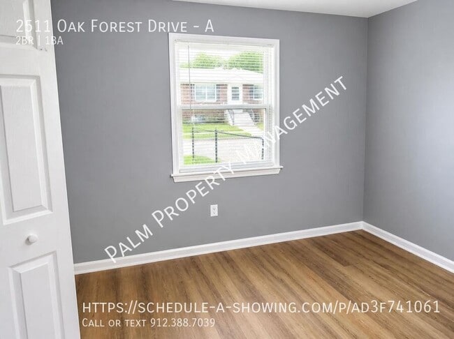 Building Photo - 2511 Oak Forest Dr