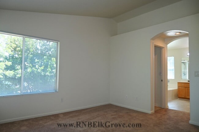 Building Photo - 2821 Babson Dr
