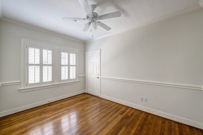 Building Photo - 2807 Lafayette St