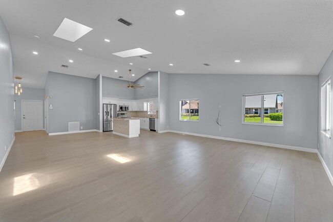 Building Photo - 5291 Tiffany Anne Cir
