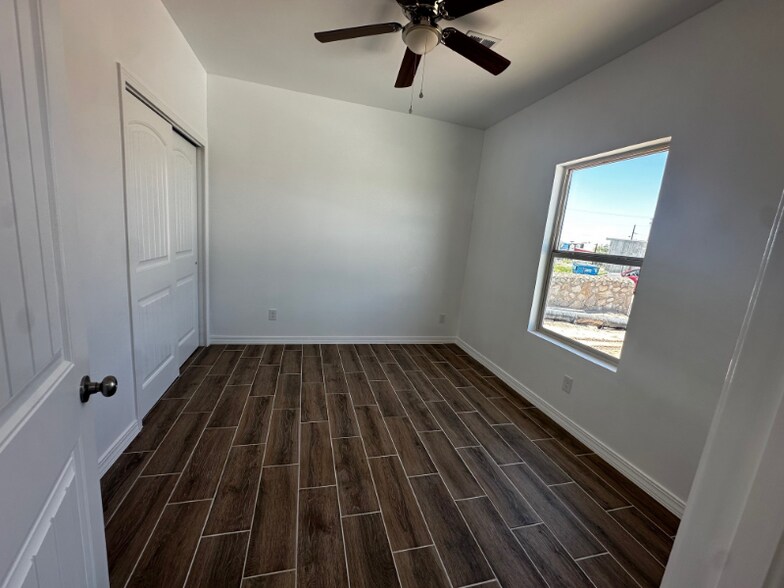 Building Photo - 612 Hesse Dr