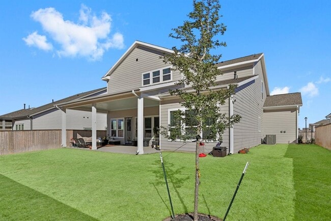 Building Photo - 2311 Pale Star Dr