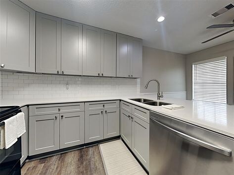 Building Photo - 9818 Haverdown Dr