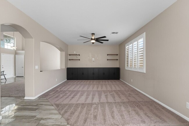 Building Photo - 21338 N Cecil Ct