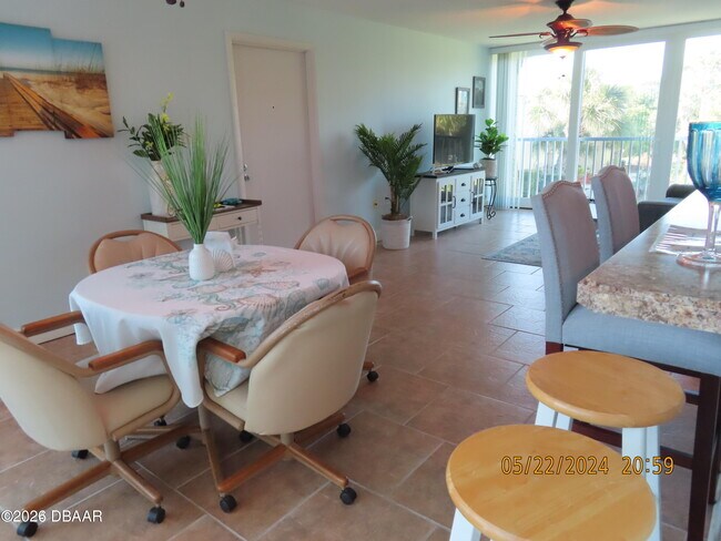 Building Photo - 5500 Ocean Shore Blvd