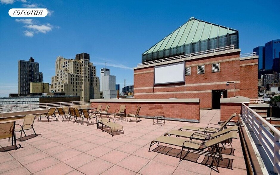 Building Photo - 393 W 49th St