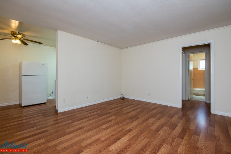 Building Photo - 420 S Third St