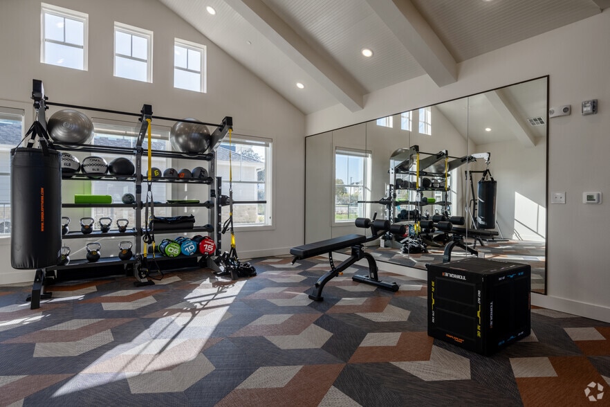 Fitness Center - The Gabriel Georgetown