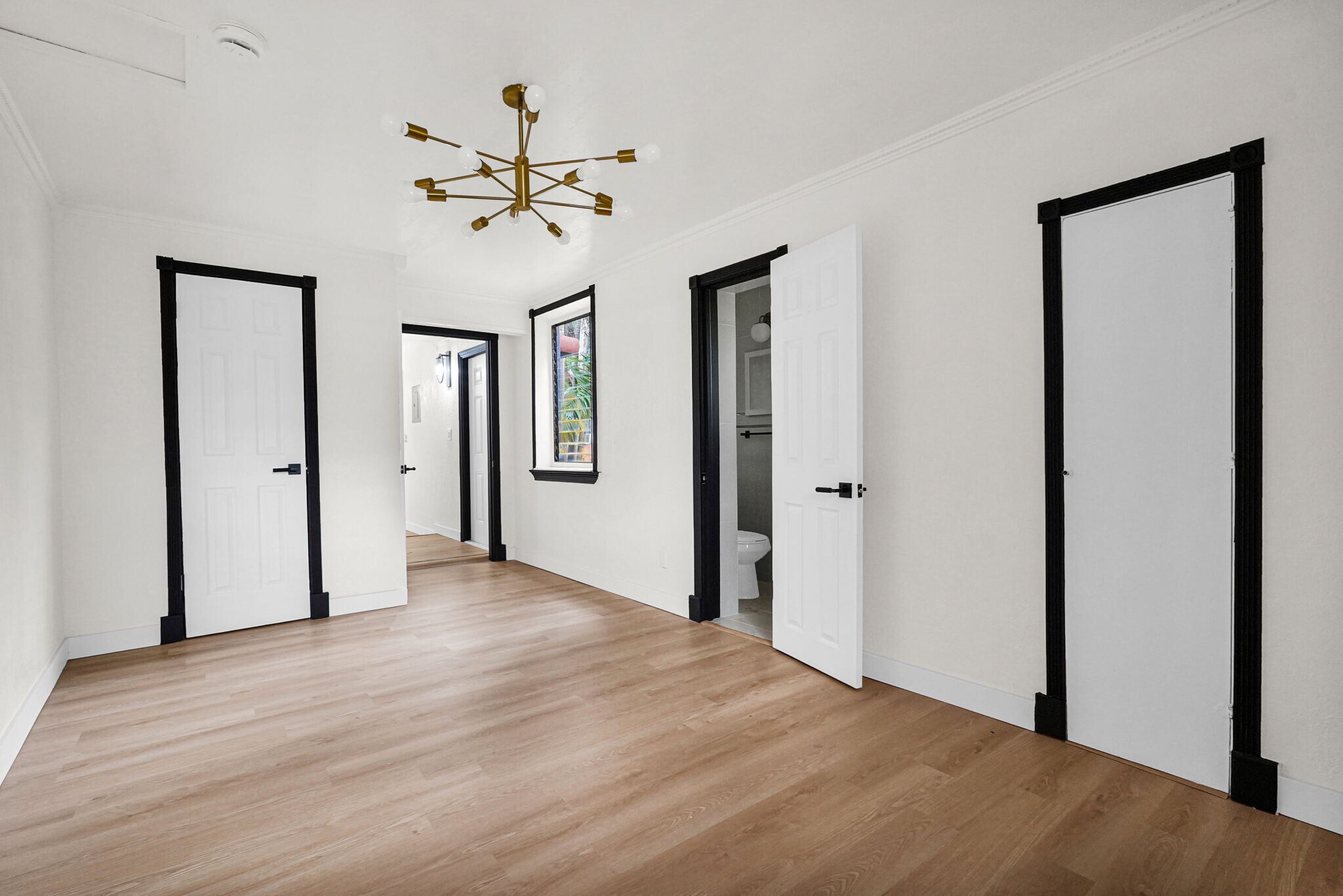 Building Photo - 751 NE 122nd St