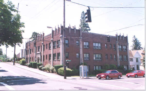 Building Photo - Mt Tabor