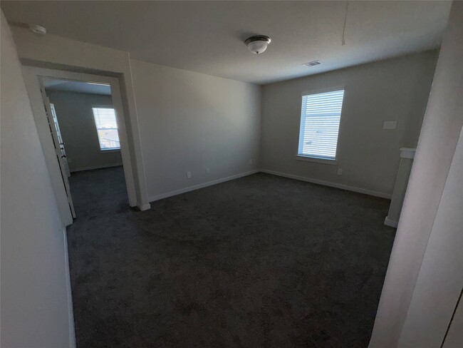 Building Photo - 16628 Sterling Clf St