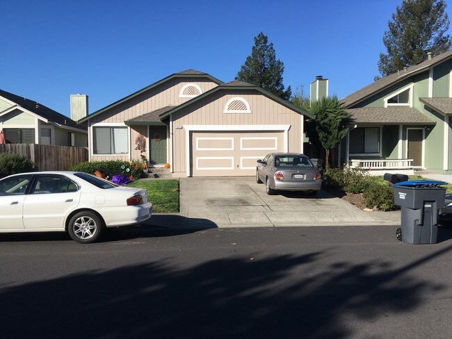 Building Photo - 7492 Monet Pl