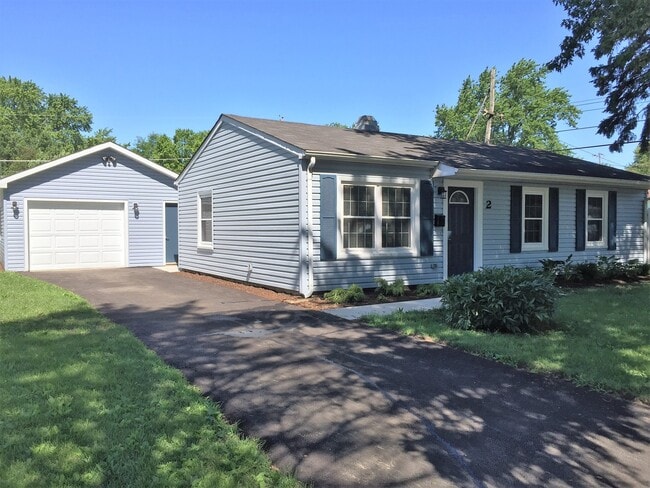 Building Photo - BEAUTIFUL RANCH HOME