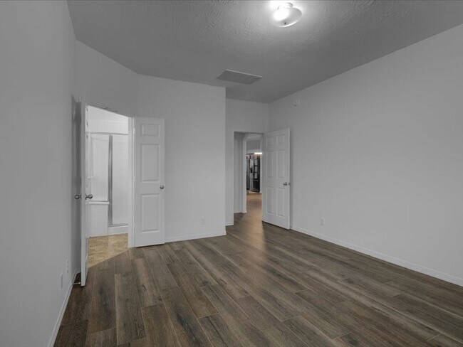 Building Photo - 20923 Dover Mist Ln