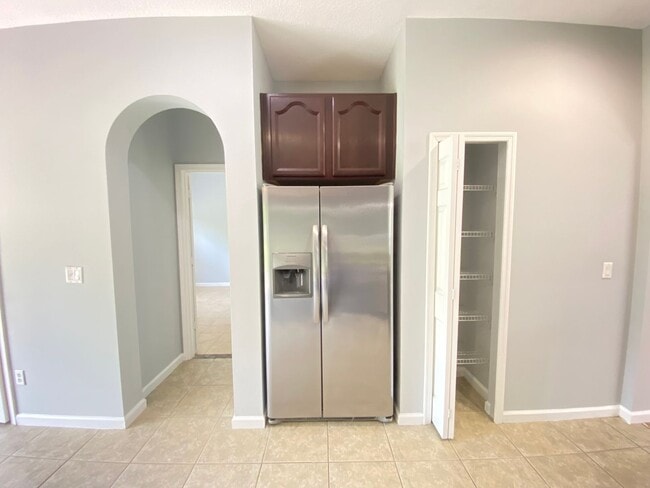 Building Photo - 5 bed / 2.5 bath Lake Nona Townhome!