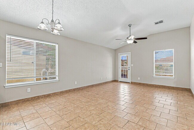 Building Photo - 2724 Granite Rock Pl
