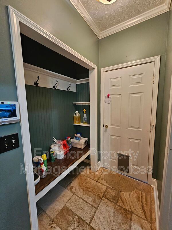 Building Photo - 192 Ashley Dr