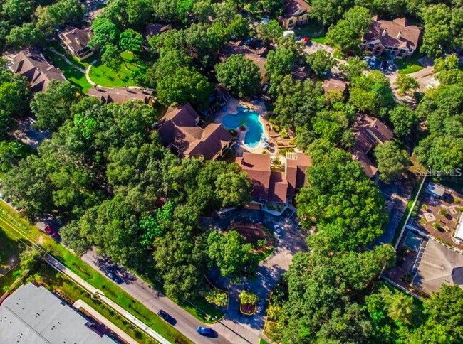 Building Photo - 8605 Mallard Reserve Dr