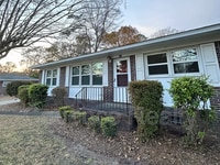Building Photo - 408 Lynette Dr