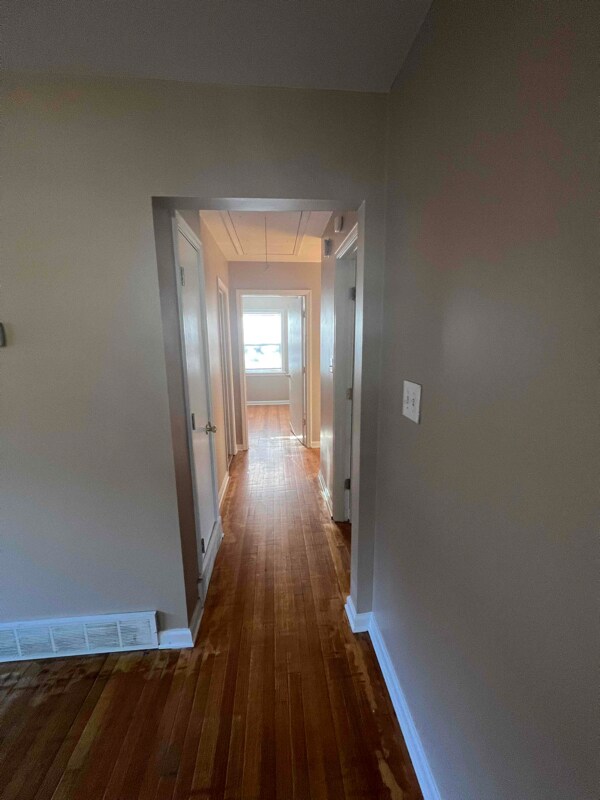 Building Photo - 1265 Broadmoor St
