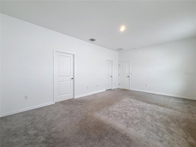 Building Photo - 418 Quayside Ave