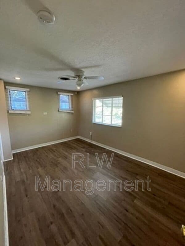 Building Photo - 206 Osceola Ave