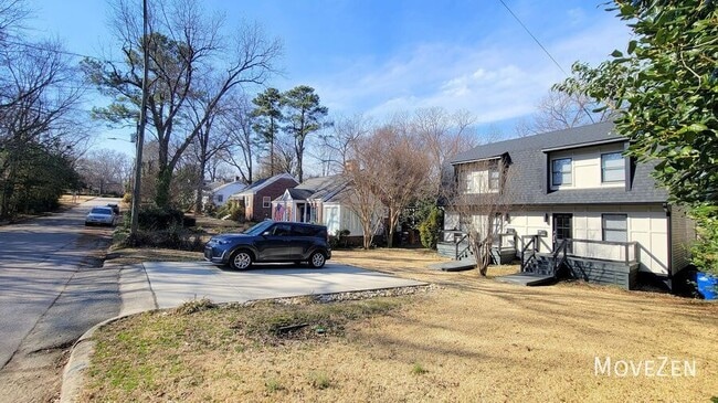 Building Photo - 215 Lafayette Rd