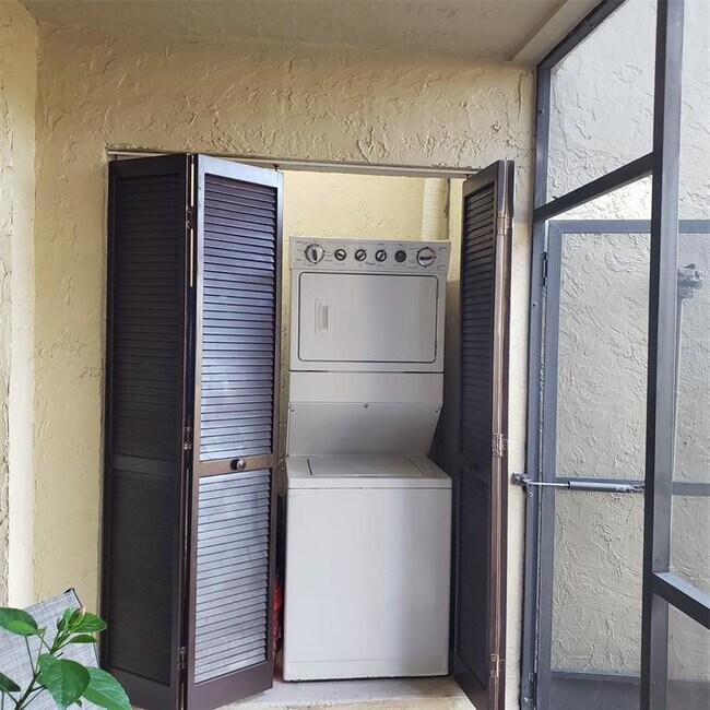 Building Photo - 2448 NW 49th Terrace