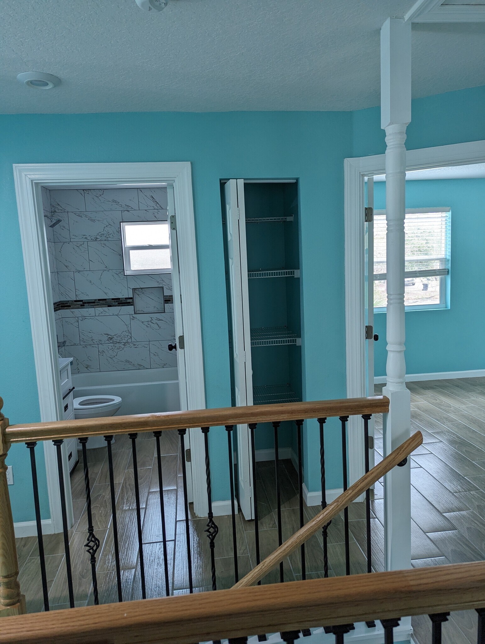 Building Photo - 2010 Seminole Blvd S