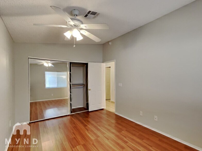 Building Photo - 605 Jonathan Glen Way