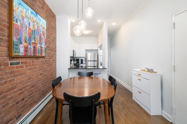 Building Photo - 257 12th St