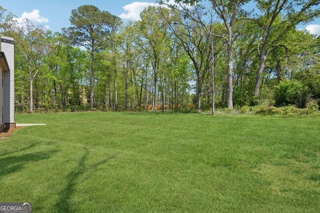 Building Photo - 320 Homestead Cir