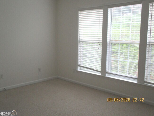 Building Photo - 1112 Thornborough Dr