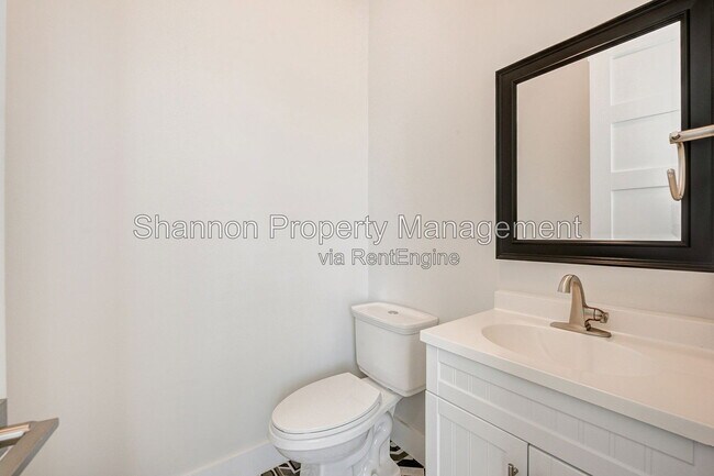 Building Photo - 1603 Colorado St